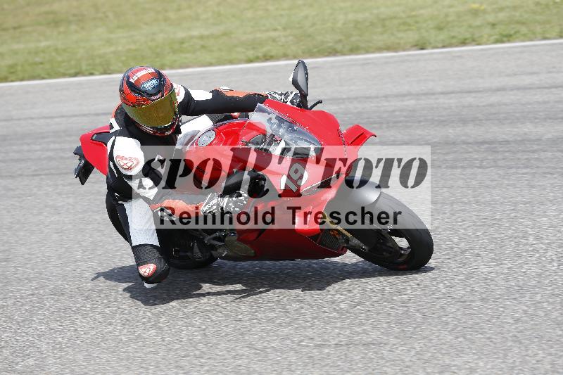 /27 12.06.2025 Ducati Schweiz Trackday Warmup  ADR/gruen-vert/19